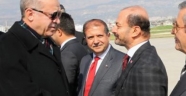 SEZAL, GÖNÜLLERİ FETHETTİ!
