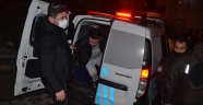 Sivil polislerin önünü kesip kendisini polis olarak tanıtan kişi gözaltına alındı