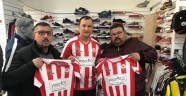 Spor dostu Mado’dan taraftarlara forma