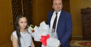 TEMSİLİ BAŞKAN ECEM ESRA CEREN OLDU