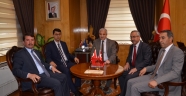 TÜRKOĞLU İLÇEMİZE YÜKSEKOKUL YAPIMI İÇİN İMZALAR ATILDI