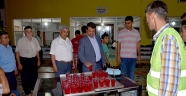 TÜRKOĞLU’NDA TÜM CAMİLERDE GÜL ŞERBETİ DAĞITIMI YAPILIYOR.