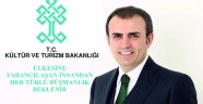 ÜLKESİNE YABANCILAŞAN İNSANDAN
