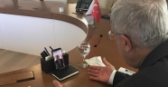 Üniversitemiz Rektörü Can, Sosyal Medya Üzerinden Gerçekleştirilen Canlı Yayında Öğrencilerle Buluştu