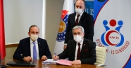 Üniversitemiz ve Öz Sağlık-İş Sendikası Arasında Toplu İş Sözleşmesi İmzalandı