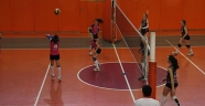 VOLEYBOL TÜRKİYE ŞAMPİYONASI YARI FİNALİ TAMAMLANDI
