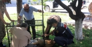 -Yaralı yaban keçisine Jandarma ekipleri sahip çıktı