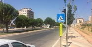YAYA GEÇİTLERİNE UYARICI LEVHA