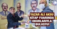 Yazar Ali Aksu Kitap Fuarında Okurlarıyla Buluştu