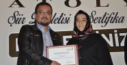 YAZARLIK ATÖLYESİNDE SERTİFİKA SEVİNCİ