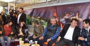 Yedi Güzel Adam Oyuncuları da fuardaydı