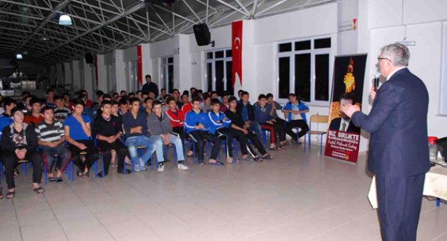 TARİHÇİ USLU’DAN SEYİT ONBAŞI KONFERANSI