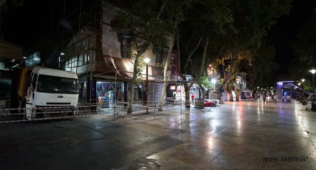 Tarihi Çarşı’da Yenileme Devam Ediyor