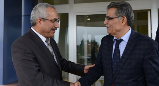 Tarım ve KöyişleriEski Bakanı Sami Güçlü, Rektör Deveci’yi Ziyaret Etti