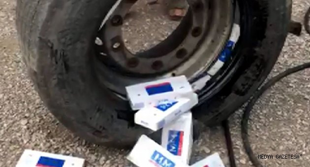 Tırın lastiğinden kaçak sigara çıktı