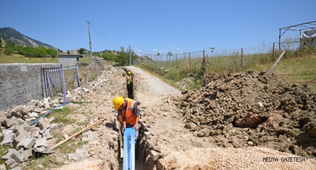 TOPÇALI'DA İÇME SUYU ŞEBEKE HATTI ÇALIŞMALARI BAŞLADI