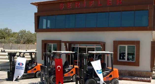 TRAKTÖRLERİMİZİ VE KAZICI YÜKLEYİCİLERİMİZİ SANKO’DAN ALDIK”