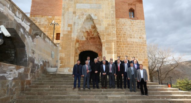 TURAN AFŞİN BELEDİYESİNİ ZİYARET ETTİ…