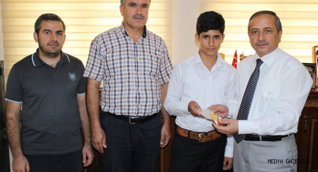 TÜRKİYE FİNALİNDE ACEMLİ KUR’AN KURSU RÜZGÂRI…