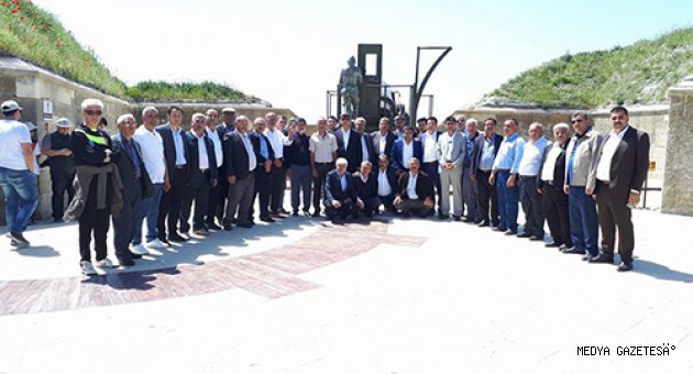 TÜRKOĞLU BELEDİYESİ ORGANİZASYONUNDA ŞEHİTLERİMİZE ZİYARET