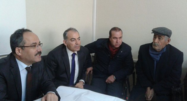 TÜRKOĞLU İLÇESİNDE ARAZİ TOPLULAŞTIRMASI KONUSUNDA ÇİFTÇİ TOPLANTISI