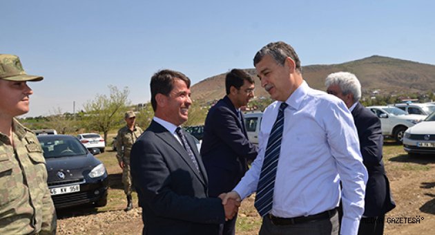 TÜRKOĞLU’NDA ARAZİ TOPLULAŞTIRMA ÇALIŞMALARI KADIOĞLU ÇİFLİĞİ MAHALLESİNDEN BAŞLADI