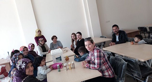 TÜRKOĞLU’NDA KURSLAR DEVAM EDİYOR
