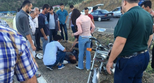 TÜRKOĞLU'NDA MOTOSİKLET KAZASI: 1 YARALI