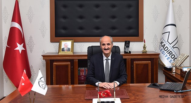 ÜÇ AYLARIN MÜJDECİSİ REGAİB KANDİLİ