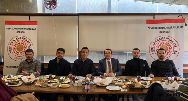 ÜNİ GENÇMAR ANKARA'DA OKUYAN ÖĞRENCİLERLE KAHVALTIDA BULUŞTU