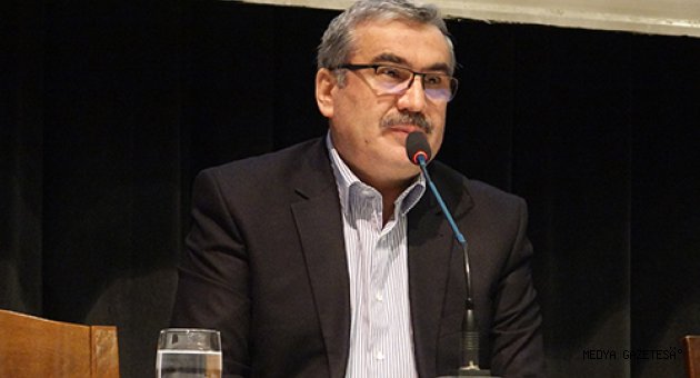 ÜNİVERSİTELİ GENÇLER UMREYE GİDİYOR