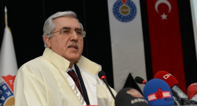 Üniversitemiz Senatosu Tarafından TOBB Başkanı Hisarcıklıoğlu’na Fahri Doktora Unvanı Verildi