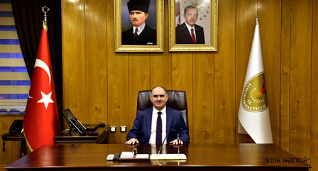 VALİ ÖZKAN’IN 24 KASIM ÖĞRETMENLER GÜNÜ MESAJI
