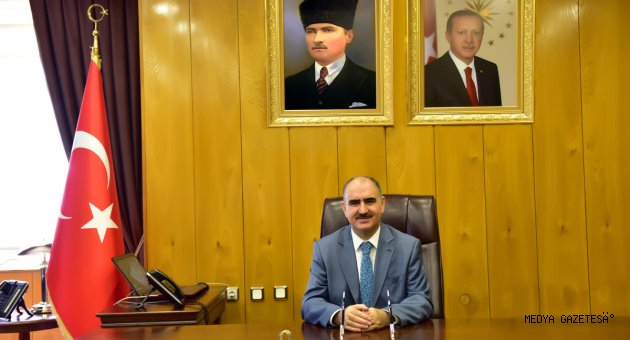 VALİ ÖZKAN’IN 29 EKİM CUMHURİYET BAYRAMI MESAJI