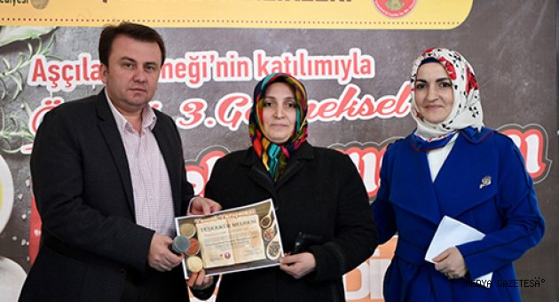 YEMEK YARIŞMASINA 105 YEMEK KATILDI
