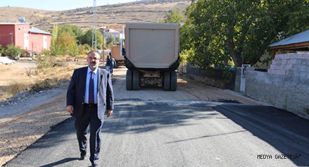 YEŞİL YURT MAHALLESİNDE YOL ÇALIŞMALARI…