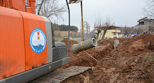 YEŞİLYÖRE’DE ALT YAPI ÇALIŞMALARI ÇİFT KOLDAN DEVAM EDİYOR