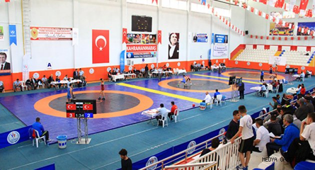 Yıldızlar Serbest Güreş Türkiye Şampiyonası İlimizde Yapılacak