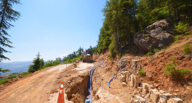 YOLYANI MAHALLESİNDE İÇME SUYU PROBLEMLERİ GİDERİLİYOR